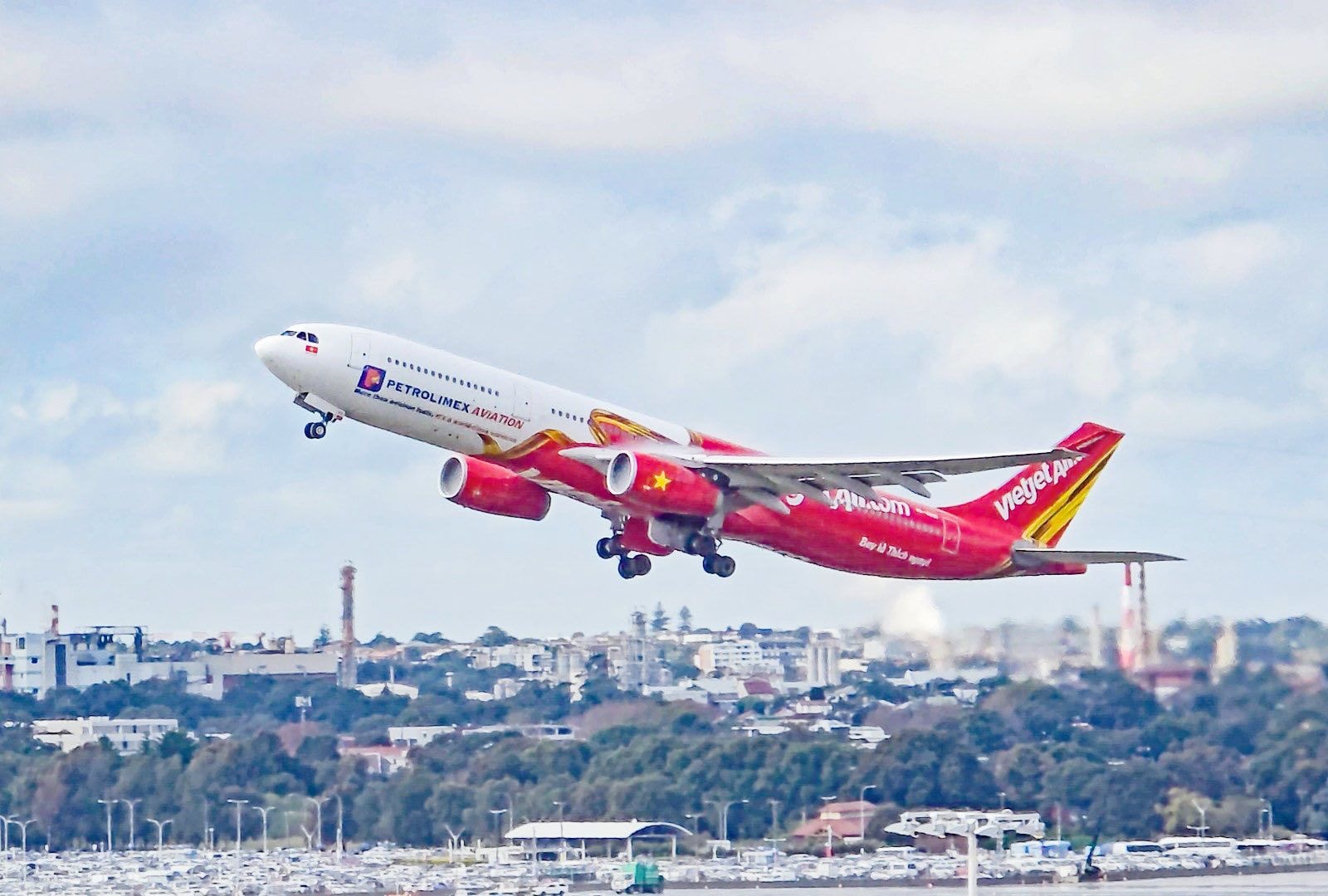 Vietjet tăng chuyến bay kết nối TP HCM và Perth