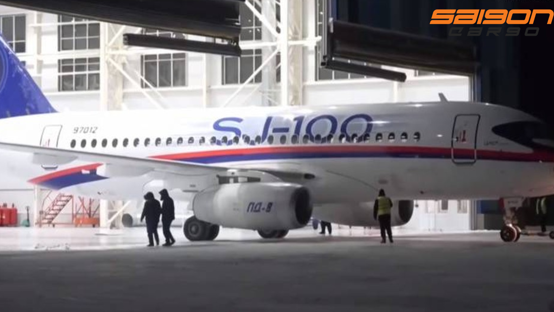 Sự kiện quan trọng khi máy bay SJ-100 lần đầu tiên cất cánh với động cơ PD-8
