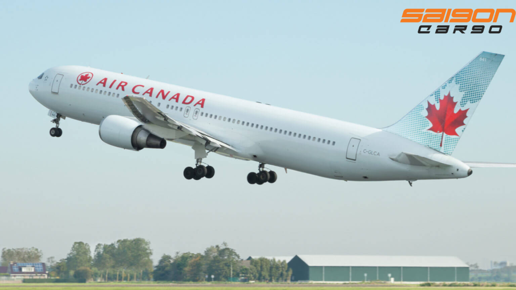 Ngành hàng không Canada hứng đòn từ căng thẳng thương mại với Mỹ